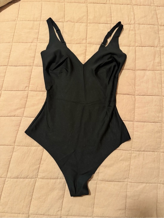 SKIMS Tops - SKIMS Body Unlined Plunge Thong Bodysuit